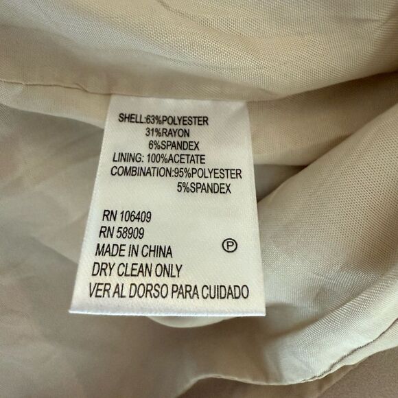 Antonio Melani Cream Tuxedo  Blazer size 4 - Picture 5 of 8